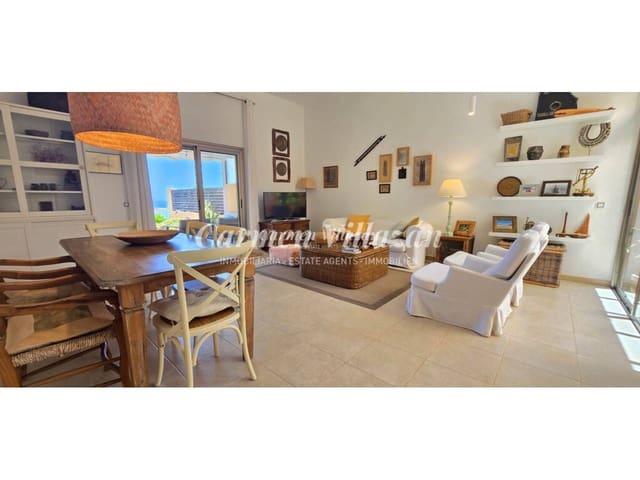 3 soveværelse Villa til salg i Caleta de Fuste, Antigua med swimmingpool garage - € 450.000 (Ref: 9945014)