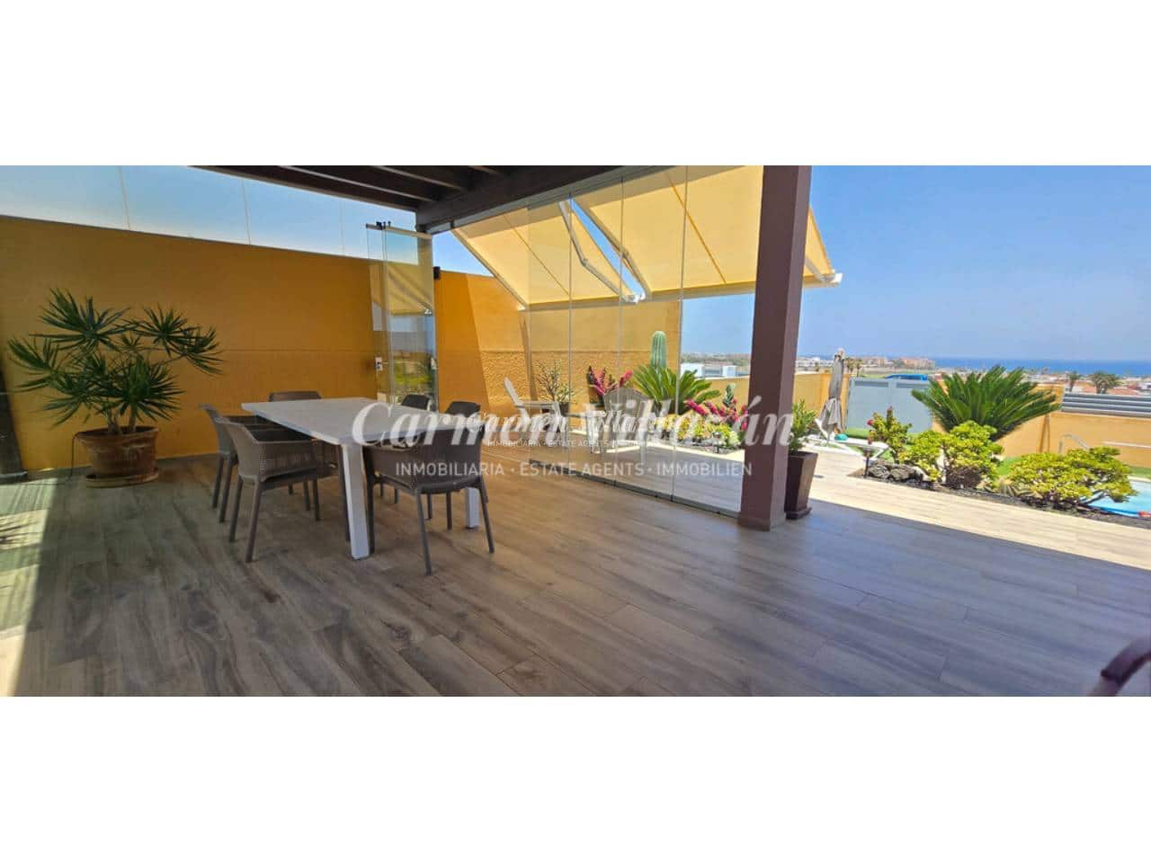 3 chambre Villa/Maison à vendre à Caleta de Fuste avec piscine garage - 450 000 € (Ref: 9945014)