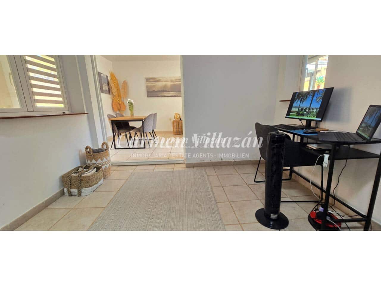 3 Zimmer Apartment zu verkaufen in Caleta de Fuste mit Pool - 265.000 € (Ref: 9996524)