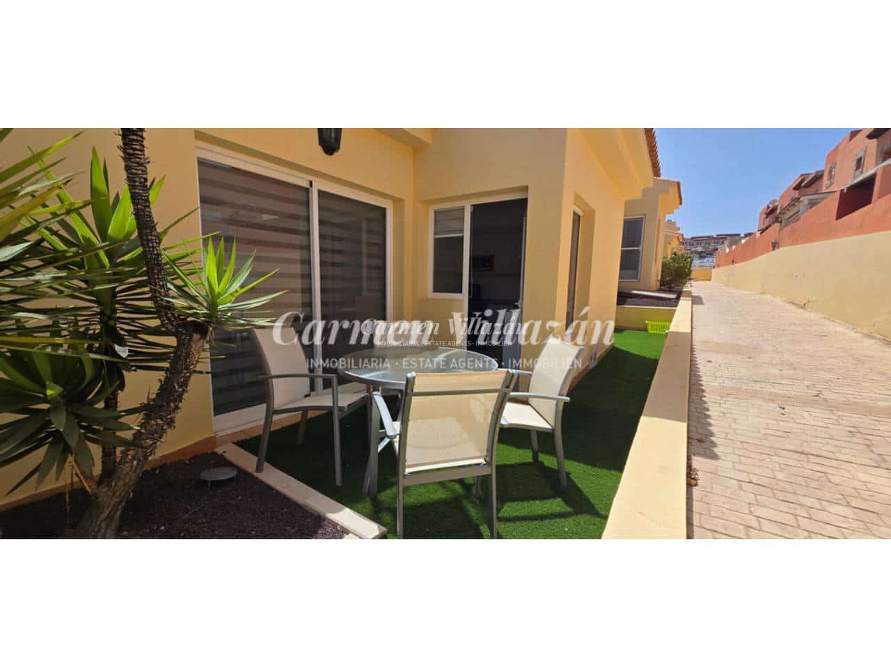 3 Zimmer Apartment zu verkaufen in Caleta de Fuste mit Pool - 265.000 € (Ref: 9996524)