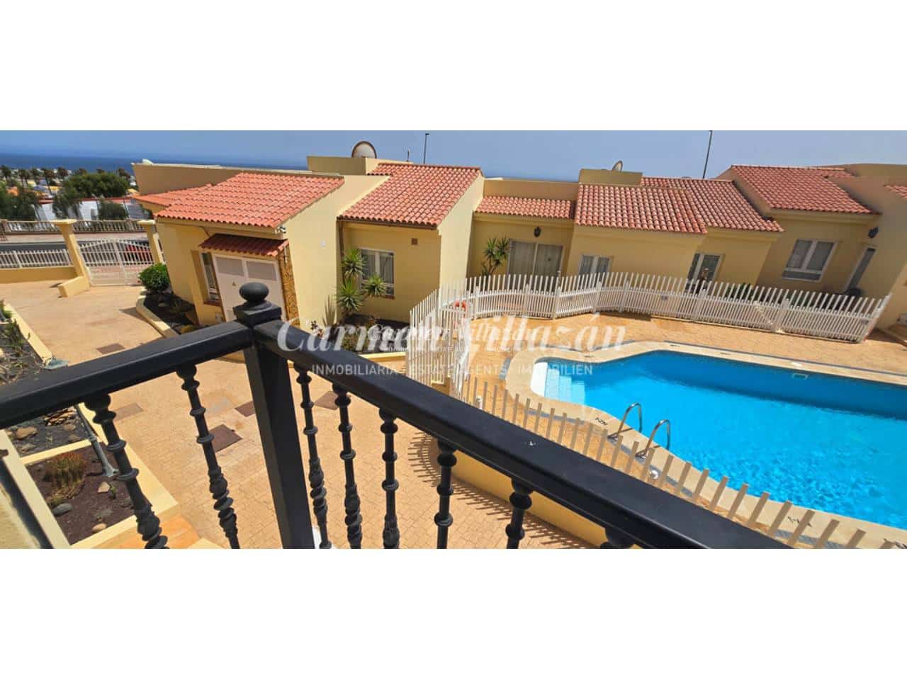 3 Zimmer Apartment zu verkaufen in Caleta de Fuste mit Pool - 265.000 € (Ref: 9996524)