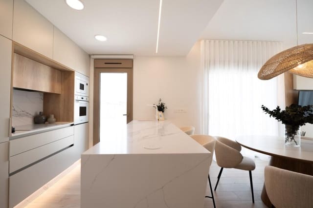 3 slaapkamer Villa te koop in Las Lomas de Rame - Bahía Bella, Los Alcázares met zwembad garage - € 645.000 (Ref: 10109930)