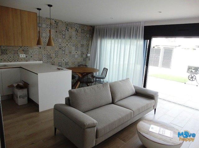3 sovrum Villa till salu i Pilar de la Horadada ciudad, Pilar de la Horadada med pool garage - 379 900 € (Ref: 8021804)