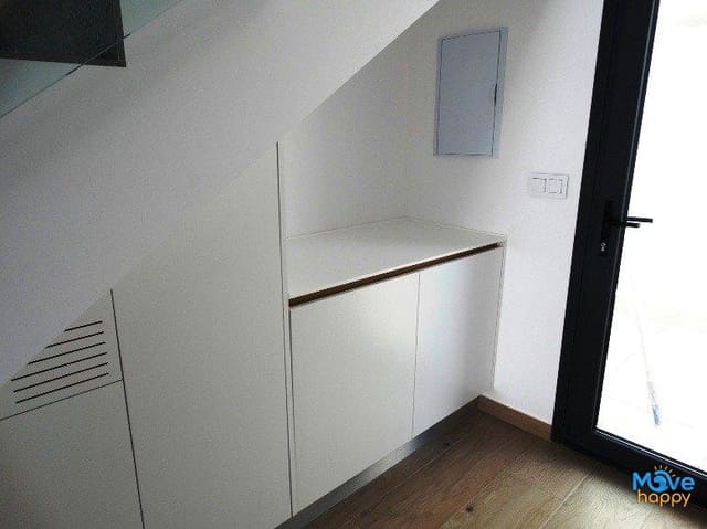 3 soveværelse Villa til salg i Pilar de la Horadada ciudad, Pilar de la Horadada med swimmingpool garage - € 379.900 (Ref: 8021804)