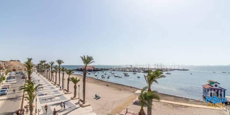 3 makuuhuone Huvila myytävänä paikassa Los Alcazares mukana 
autotalli - 382 500 € (Ref: 8021944)