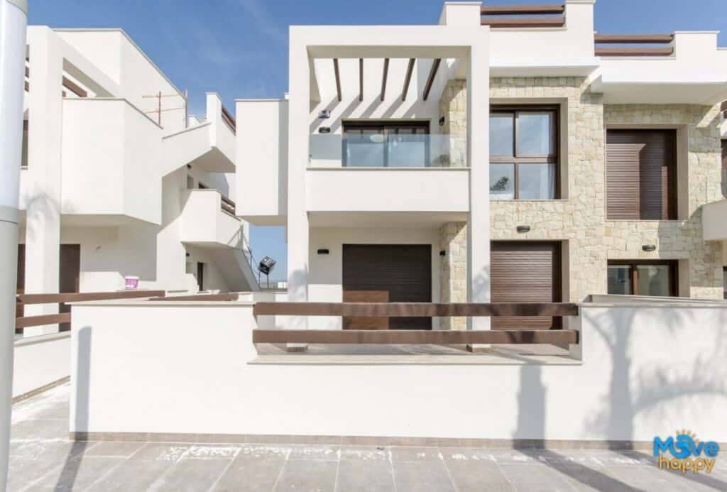 2 soveværelse Lejlighed til salg i Torrevieja med swimmingpool garage - € 275.000 (Ref: 8022023)