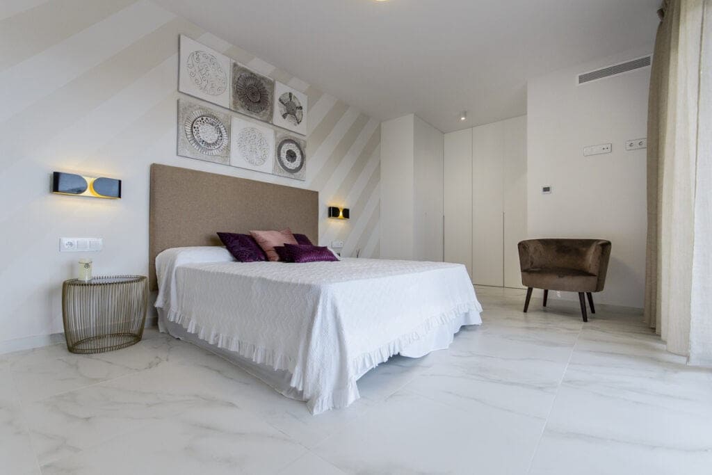 3 slaapkamer Villa te koop in San Miguel de Salinas met zwembad garage - € 630.000 (Ref: 8022036)