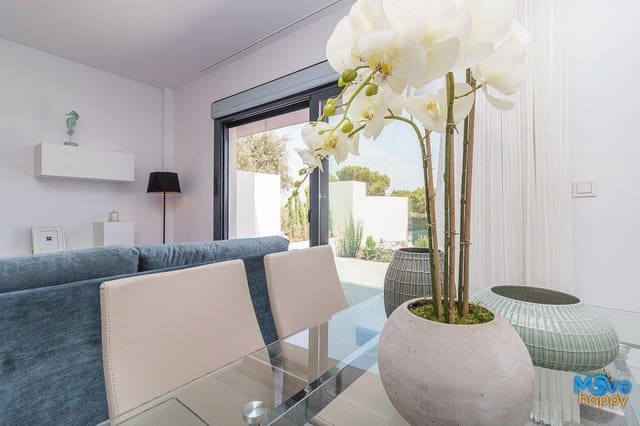 3 makuuhuone Huoneisto myytävänä paikassa Los Balcones - Los Altos, Torrevieja mukana uima-altaan 
autotalli - 299 900 € (Ref: 8022133)