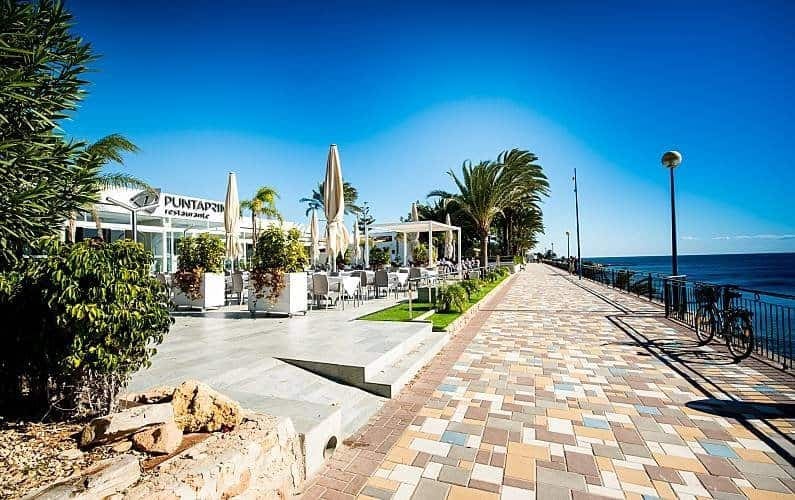 4 soveværelse Villa til salg i Torrevieja med swimmingpool garage - € 699.000 (Ref: 8246807)