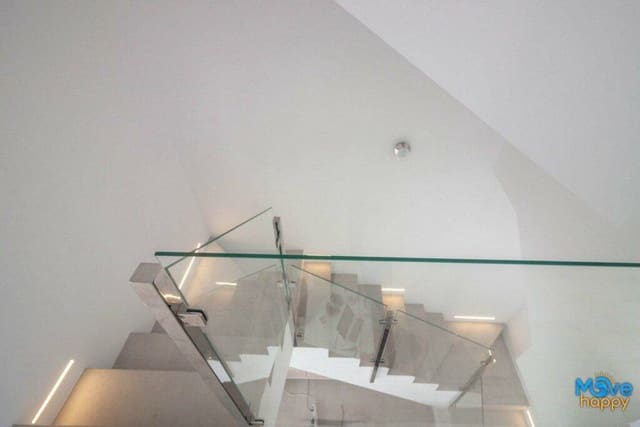 3 bedroom Villa for sale in Villamartin, Orihuela with pool garage - € 549,900 (Ref: 8250923)