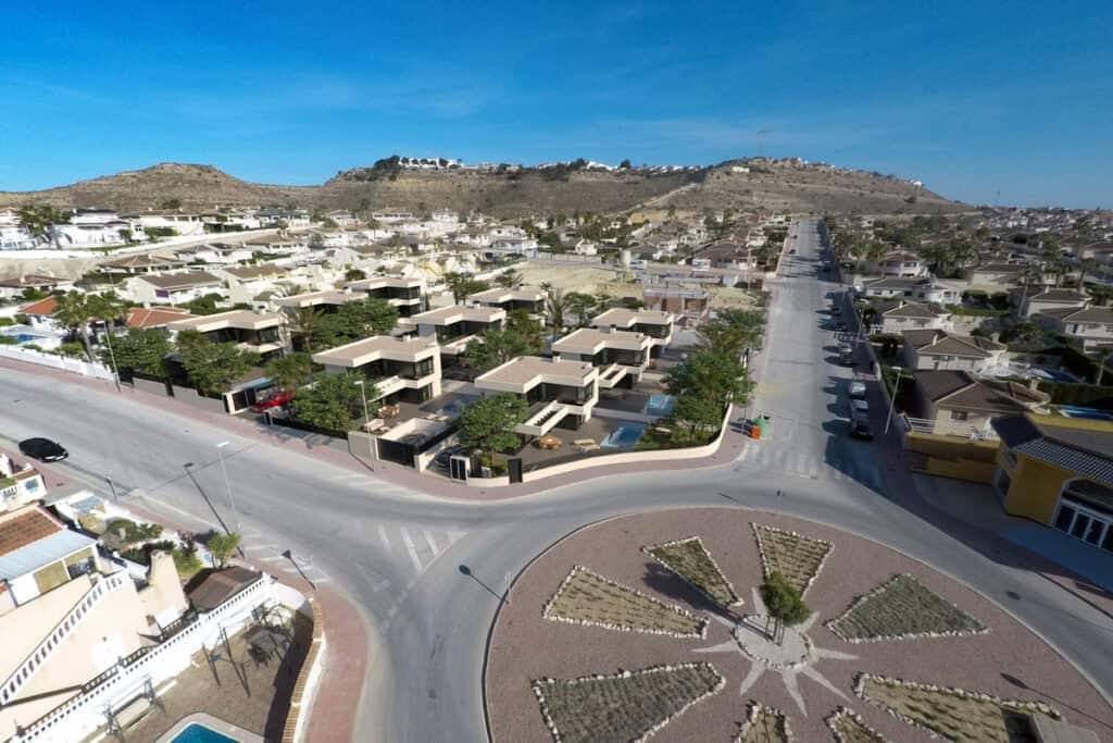 3 soveværelse Villa til salg i Rojales med swimmingpool garage - € 549.000 (Ref: 8288881)