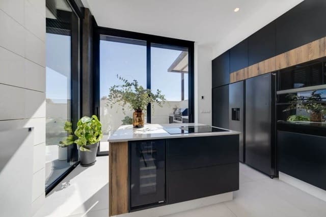 3 bedroom Villa for sale in Pinar de Campoverde, Pilar de la Horadada with pool garage - € 579,000 (Ref: 8304347)