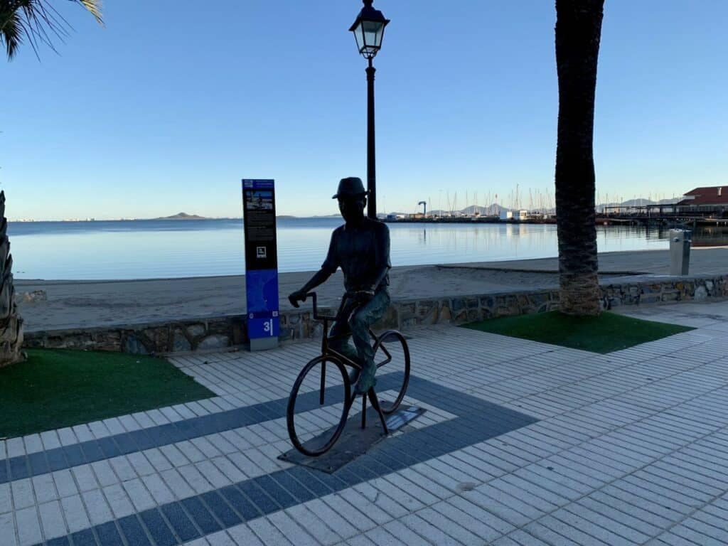 3 soveværelse Villa til salg i Los Alcazares med swimmingpool garage - € 659.000 (Ref: 8513954)