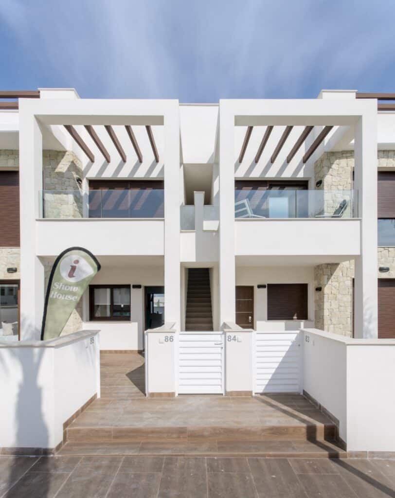 3 soveværelse Penthouse til salg i Torrevieja med swimmingpool garage - € 330.000 (Ref: 8783020)