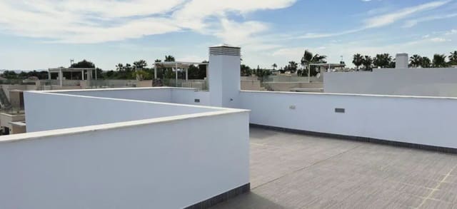 3 bedroom Villa for sale in Rojales with pool garage - € 529,000 (Ref: 8985433)
