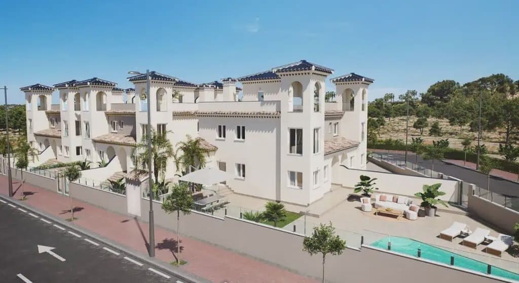 4 bedroom Townhouse for sale in Bigastro with pool garage - € 269,900 (Ref: 9102691)