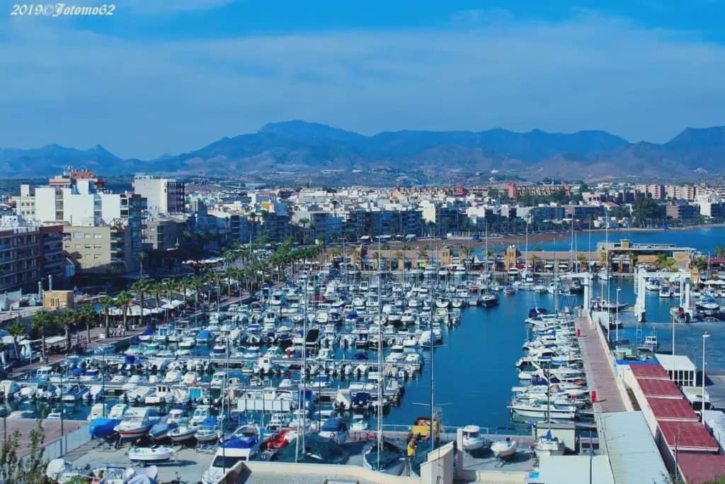 2 slaapkamer Penthouse te koop in La Pinilla met zwembad garage - € 159.390 (Ref: 9232252)