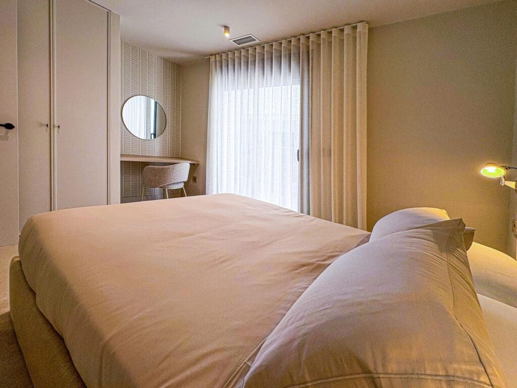 5 bedroom Villa for sale in Rojales with pool garage - € 724,000 (Ref: 9344322)