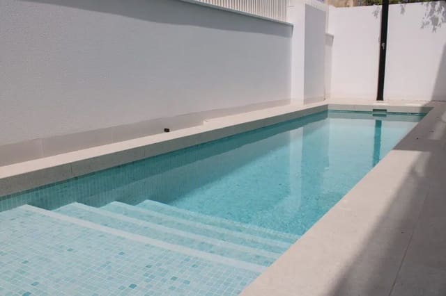 3 soveværelse Villa til salg i Torre de la Horadada, Pilar de la Horadada med swimmingpool garage - € 599.900 (Ref: 9491061)