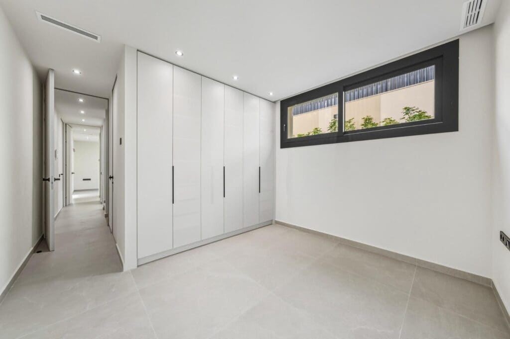 4 makuuhuone Huvila myytävänä paikassa Polop mukana uima-altaan 
autotalli - 970 000 € (Ref: 9772661)