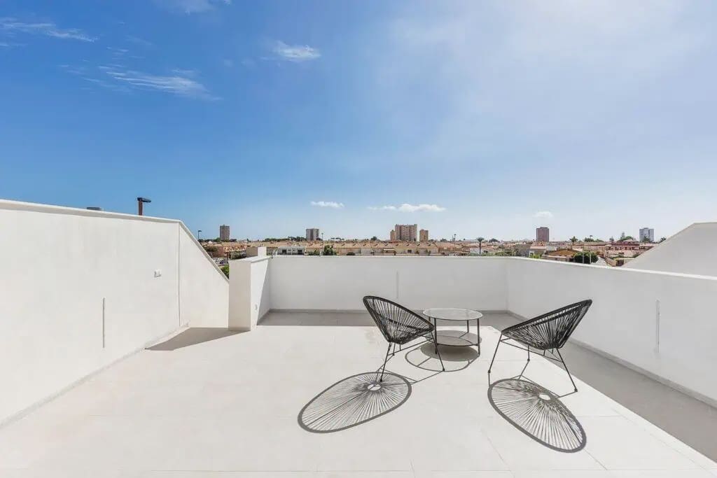 2 chambre Villa/Maison à vendre à Los Alcazares avec piscine garage - 439 000 € (Ref: 9780096)