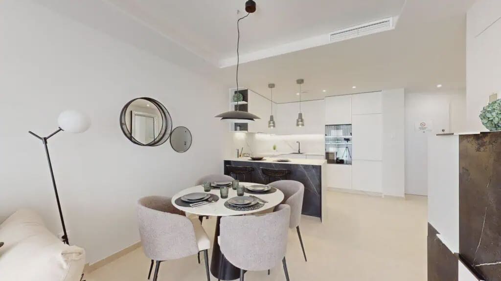 Apartamento de 2 habitaciones en Orihuela Costa en venta con piscina garaje - 399.000 € (Ref: 9927822)