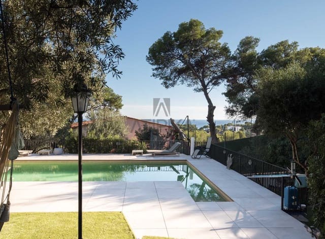 7 slaapkamer Villa te koop in Castelldefels - € 5.500.000 (Ref: 10004943)