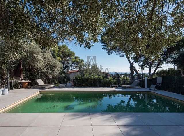 7 slaapkamer Villa te koop in Castelldefels - € 5.500.000 (Ref: 10004943)