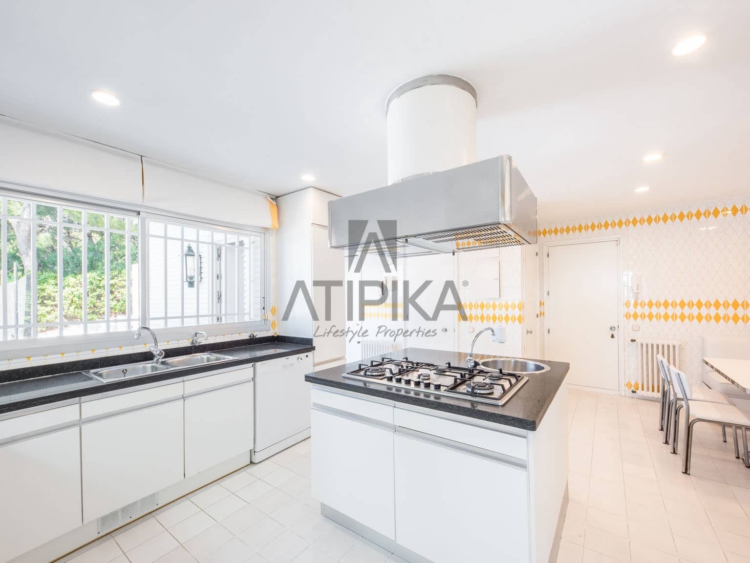 6 soveværelse Villa til salg i Castelldefels med swimmingpool - € 3.650.000 (Ref: 10004944)