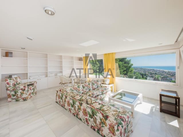 6 sypialnia Willa na sprzedaż w Castelldefels z basenem - 3 650 000 € (Ref: 10004944)