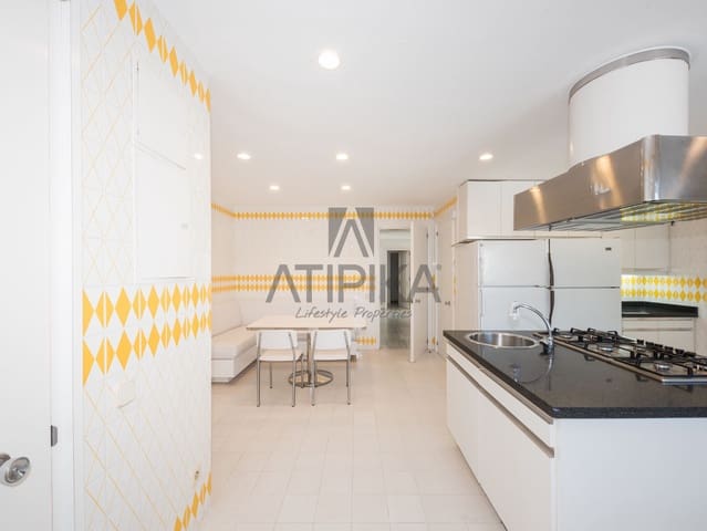 6 sypialnia Willa na sprzedaż w Castelldefels z basenem - 3 650 000 € (Ref: 10004944)