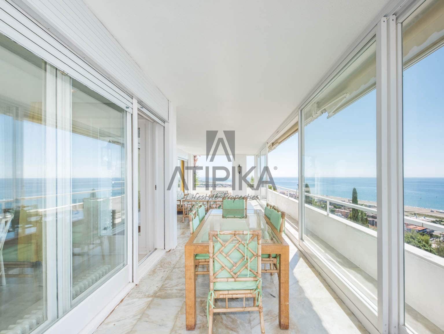 6 soveværelse Villa til salg i Castelldefels med swimmingpool - € 3.650.000 (Ref: 10004944)