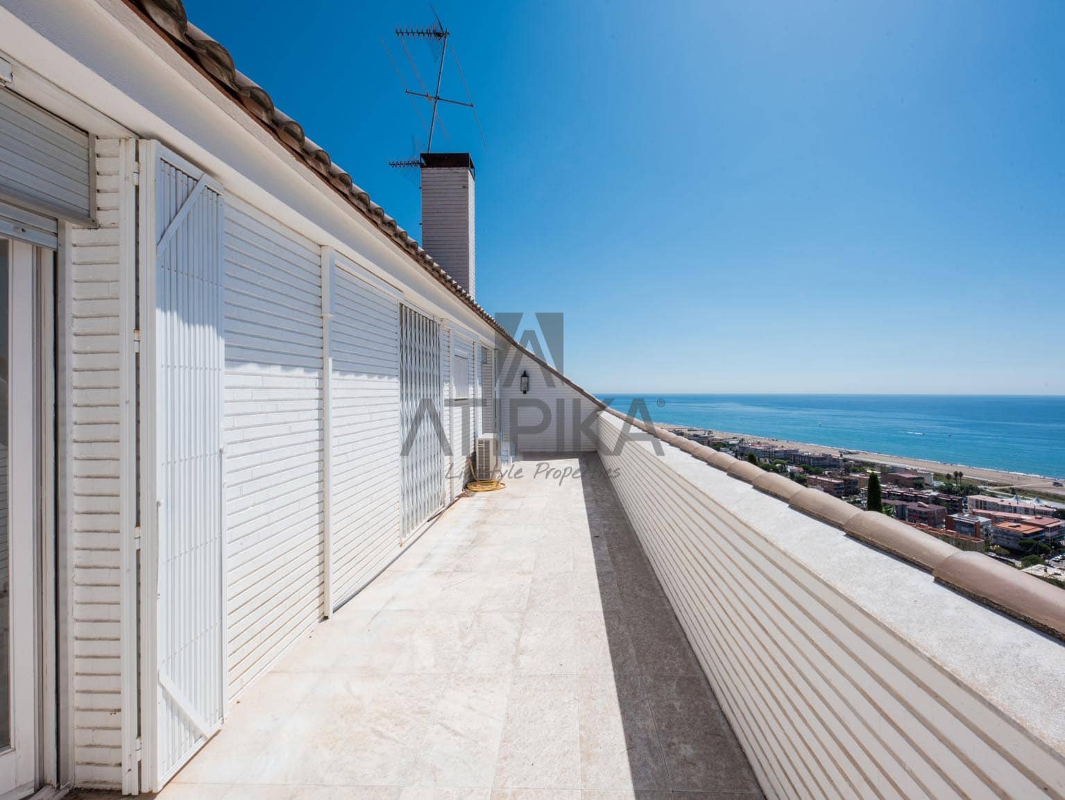 6 soveværelse Villa til salg i Castelldefels med swimmingpool - € 3.650.000 (Ref: 10004944)