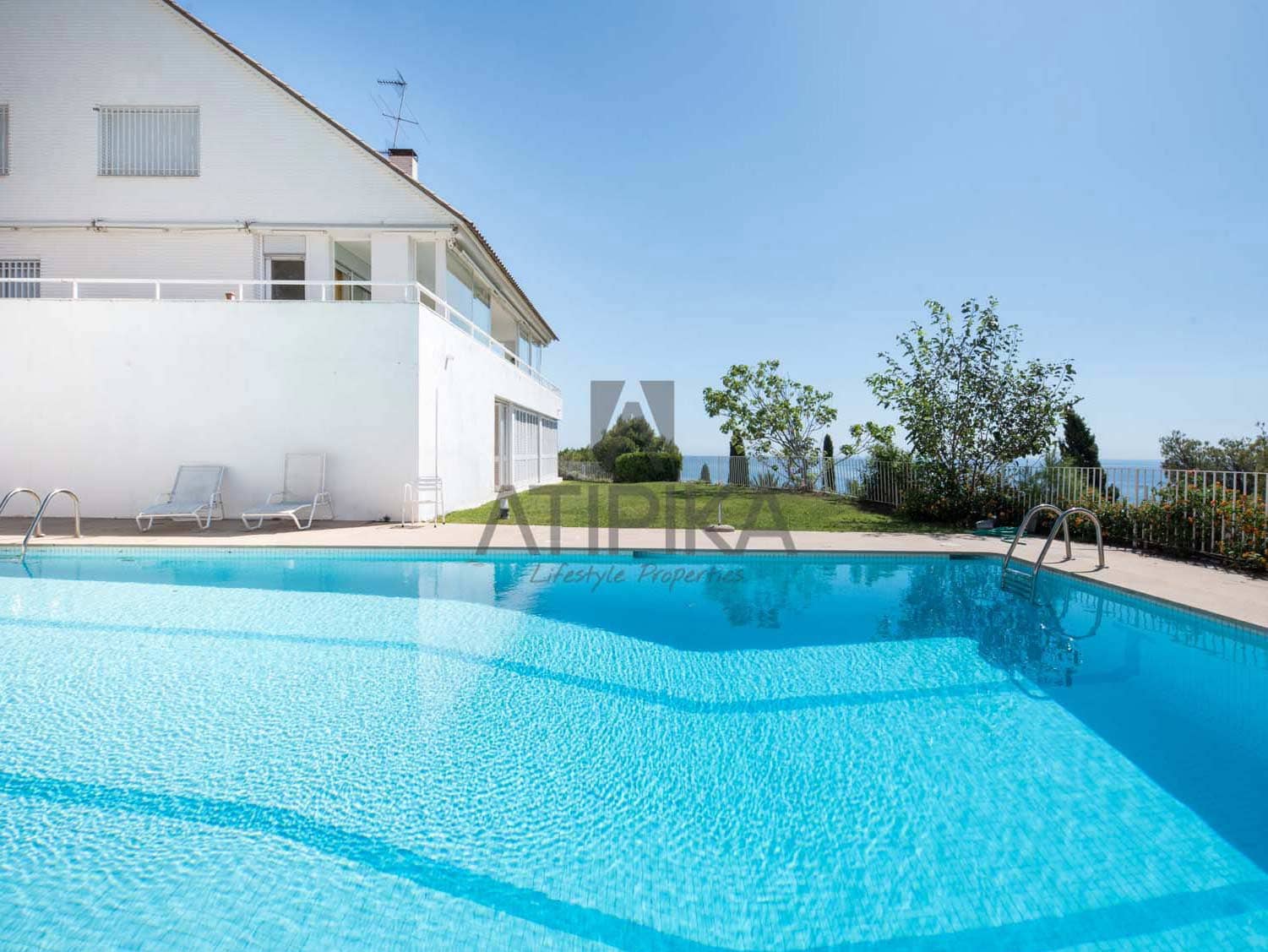 6 soveværelse Villa til salg i Castelldefels med swimmingpool - € 3.650.000 (Ref: 10004944)