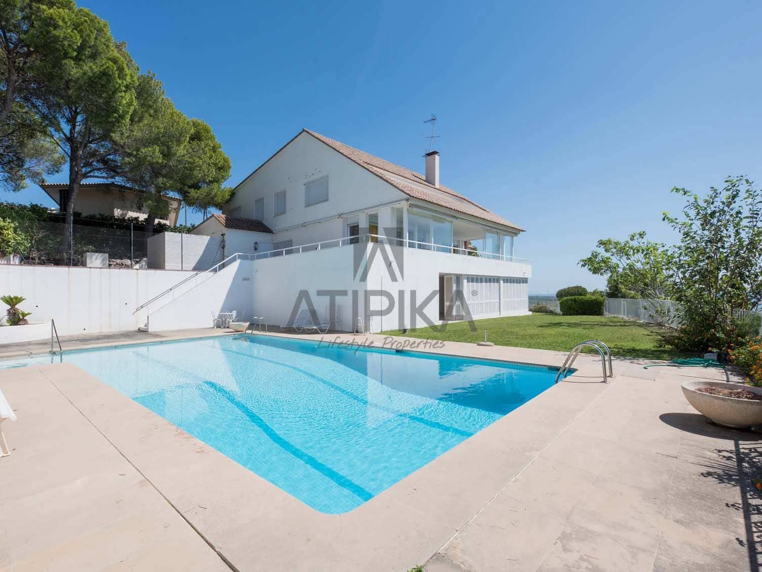 6 soveværelse Villa til salg i Castelldefels med swimmingpool - € 3.650.000 (Ref: 10004944)