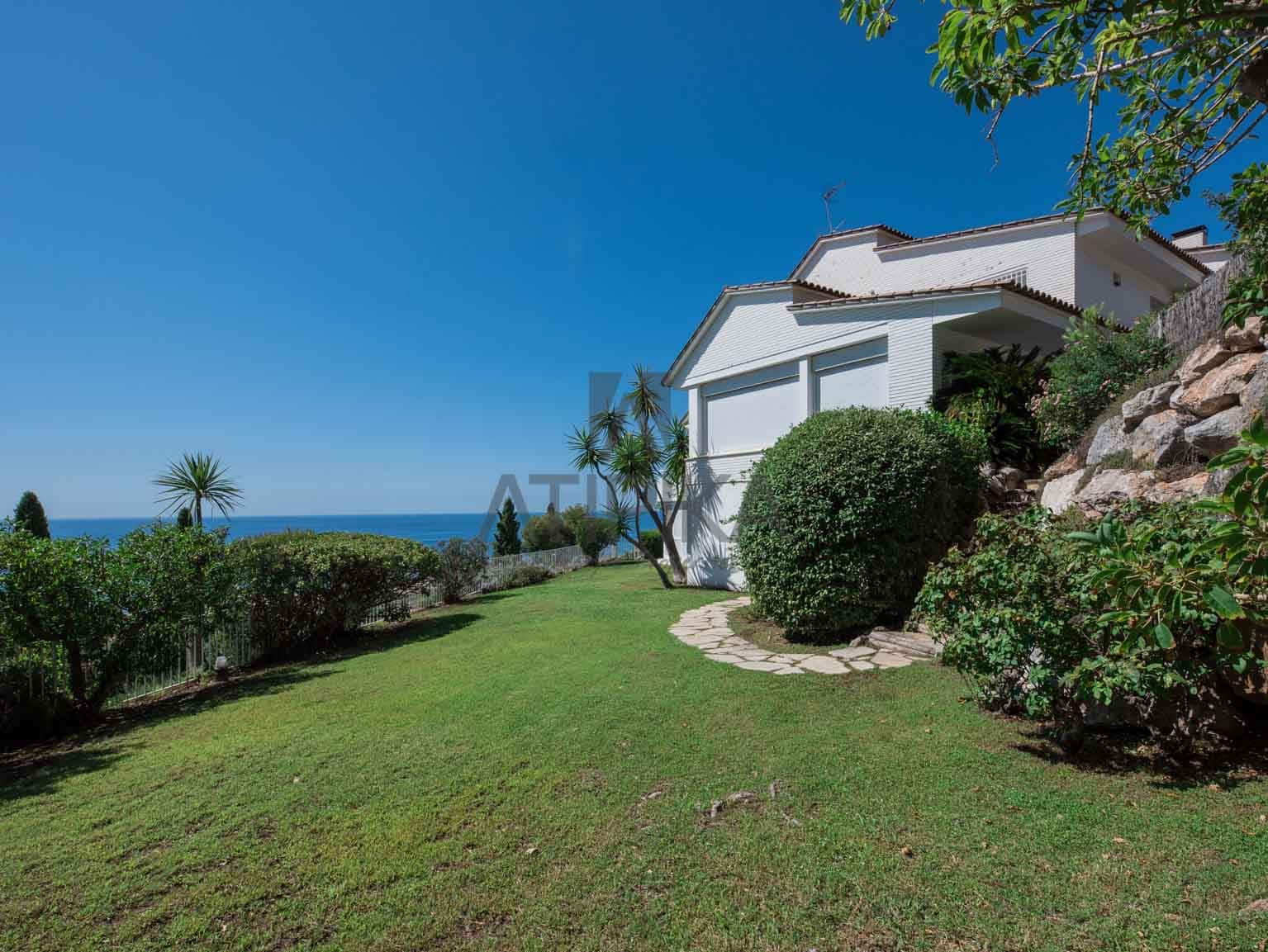 6 soveværelse Villa til salg i Castelldefels med swimmingpool - € 3.650.000 (Ref: 10004944)