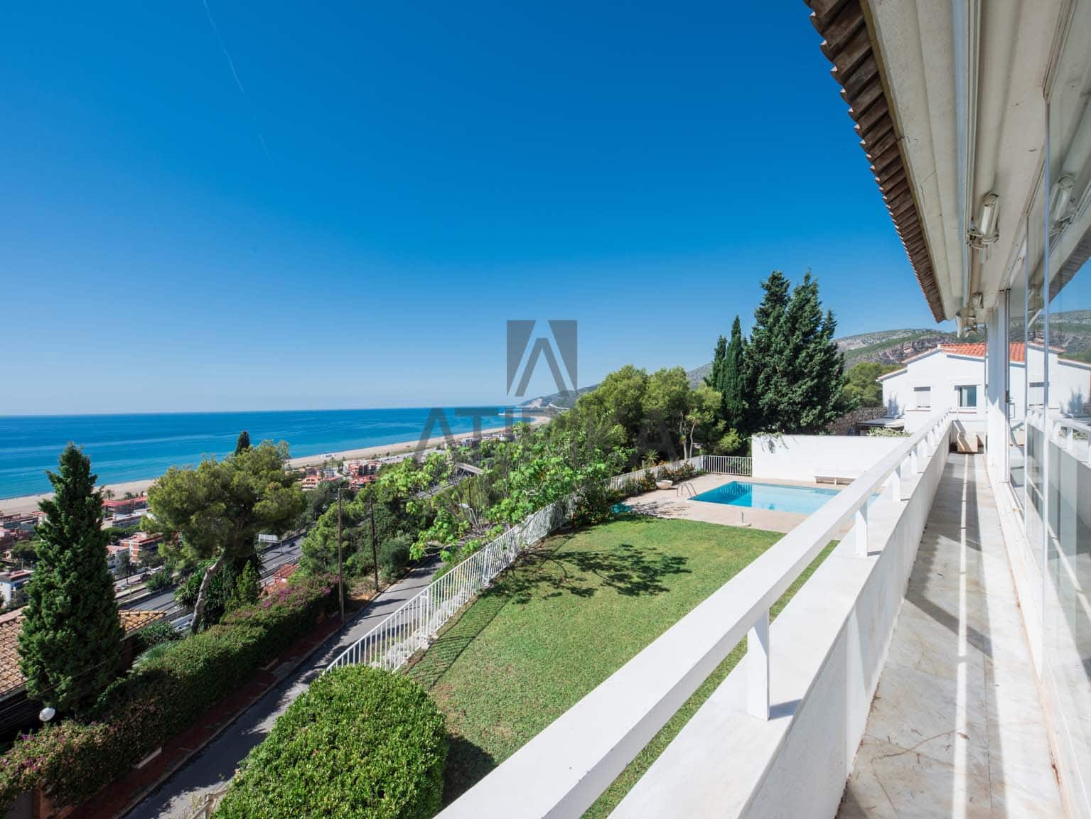 6 soveværelse Villa til salg i Castelldefels med swimmingpool - € 3.650.000 (Ref: 10004944)