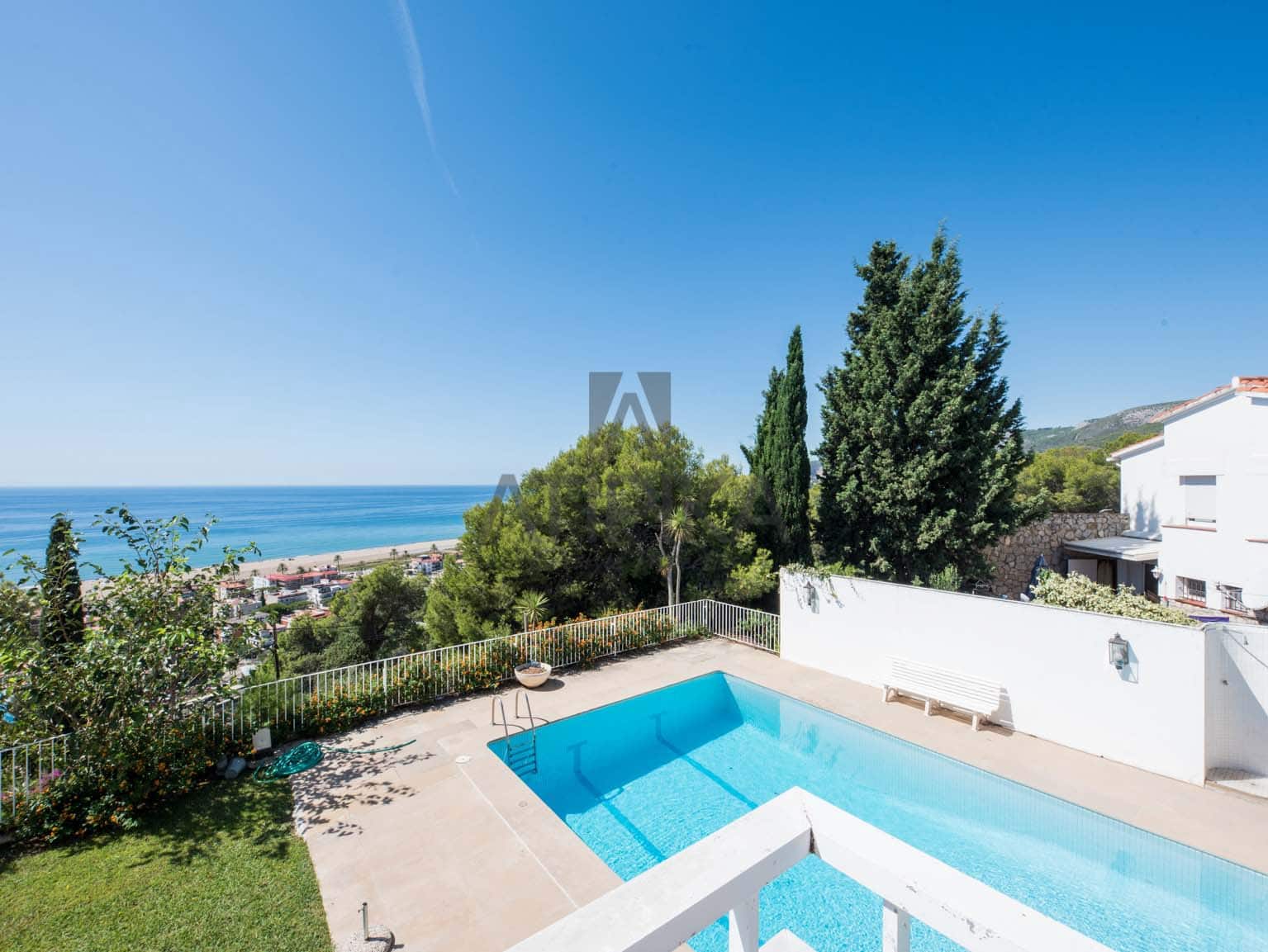 6 soveværelse Villa til salg i Castelldefels med swimmingpool - € 3.650.000 (Ref: 10004944)