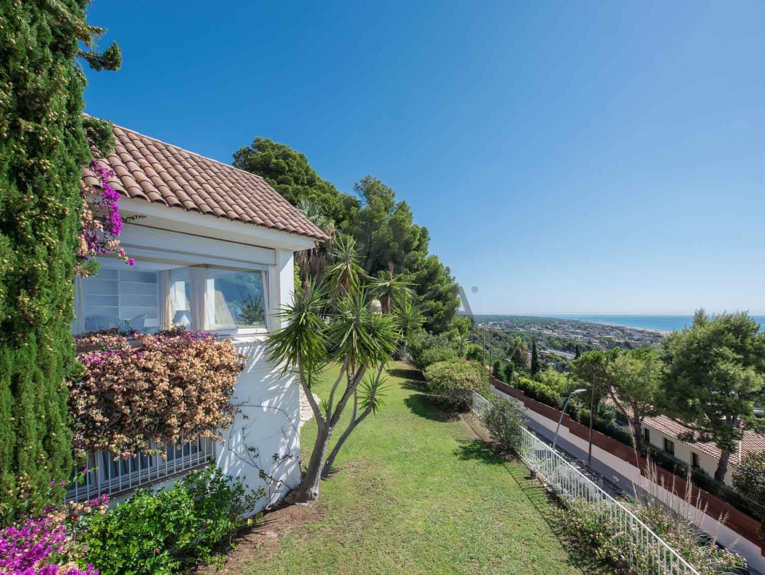 6 soveværelse Villa til salg i Castelldefels med swimmingpool - € 3.650.000 (Ref: 10004944)