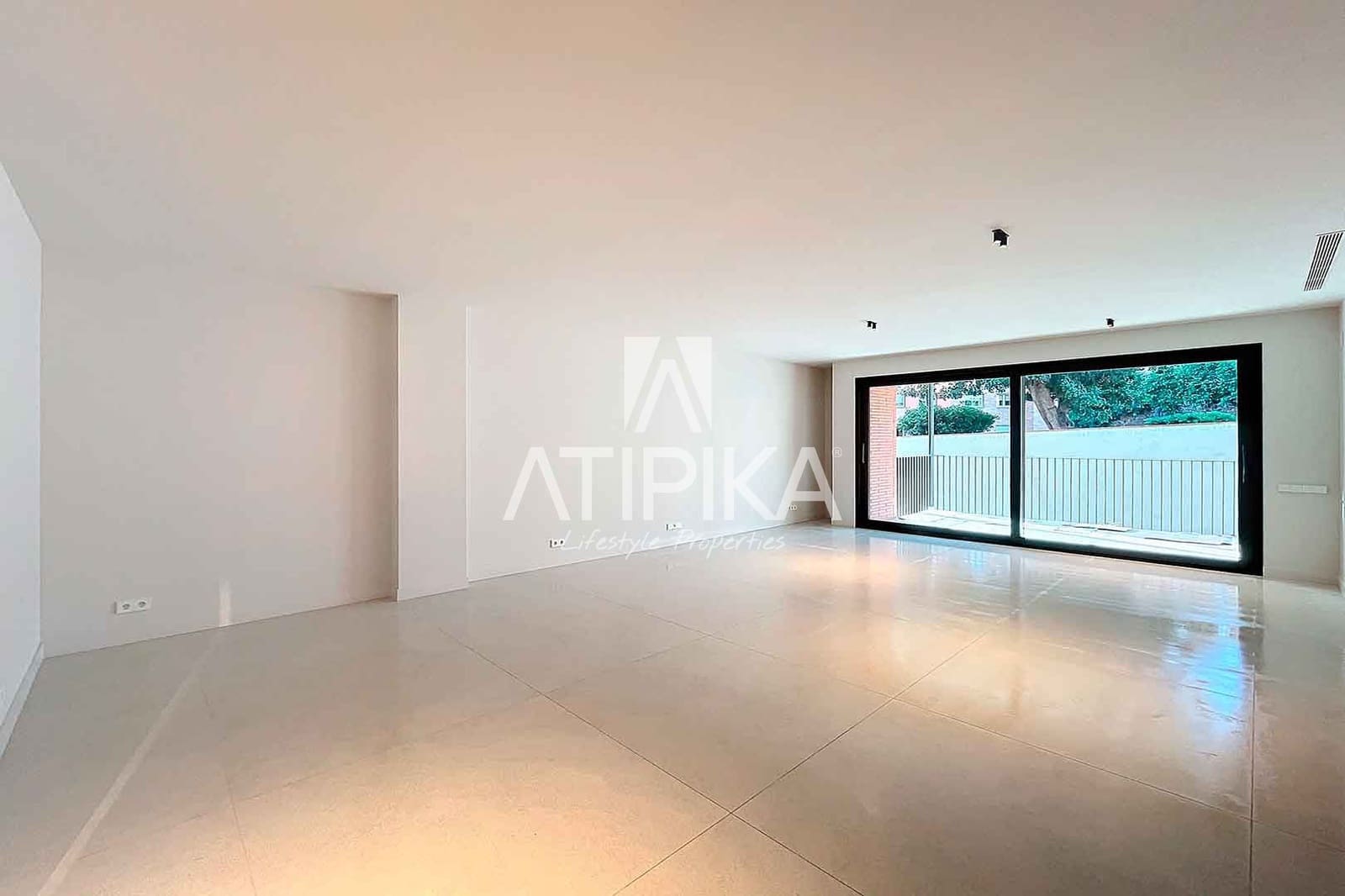 4 sypialnia Apartament na sprzedaż w Miasto Barcelona z basenem - 1 795 000 € (Ref: 10008216)