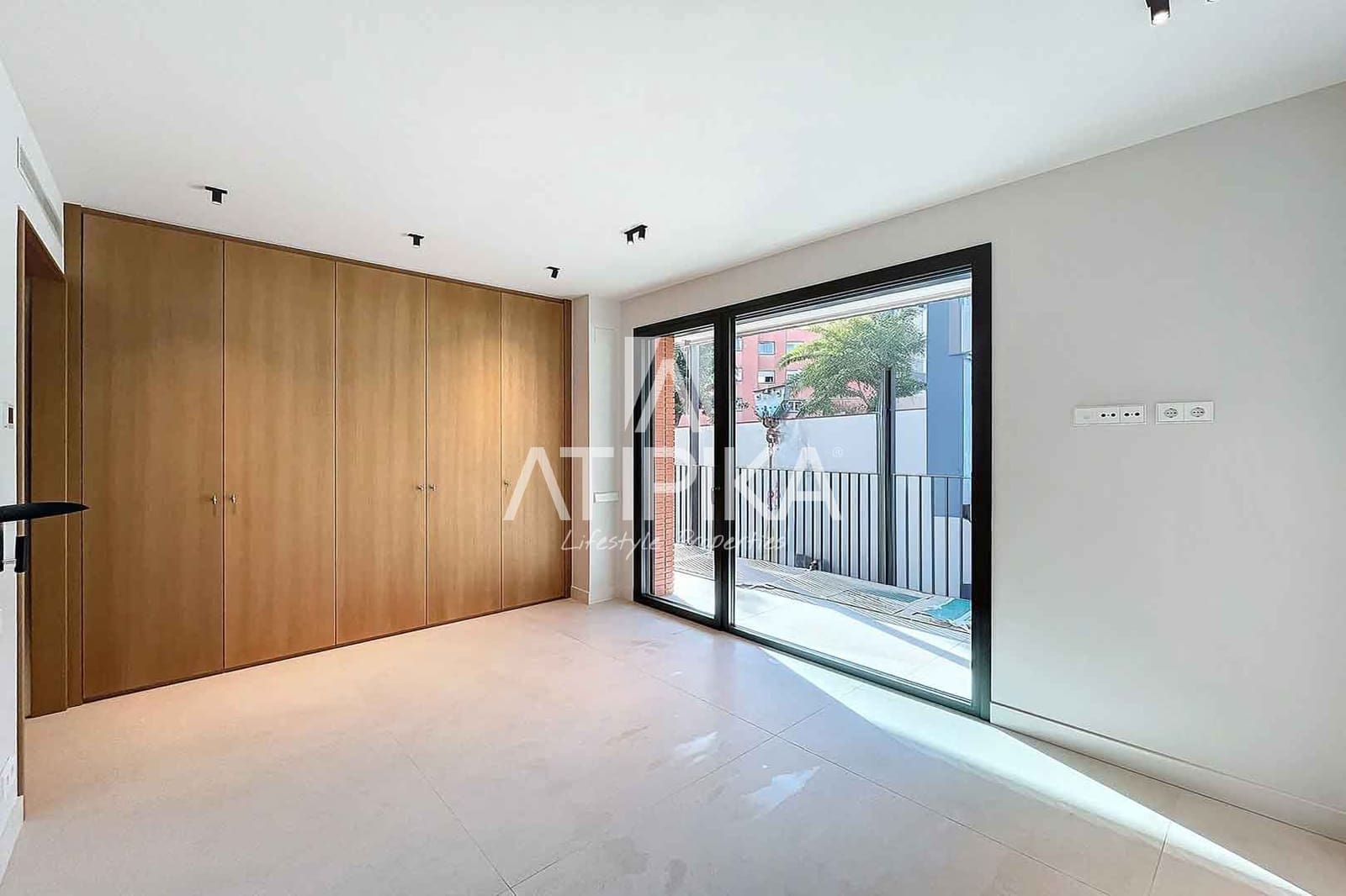 4 sypialnia Apartament na sprzedaż w Miasto Barcelona z basenem - 1 795 000 € (Ref: 10008216)
