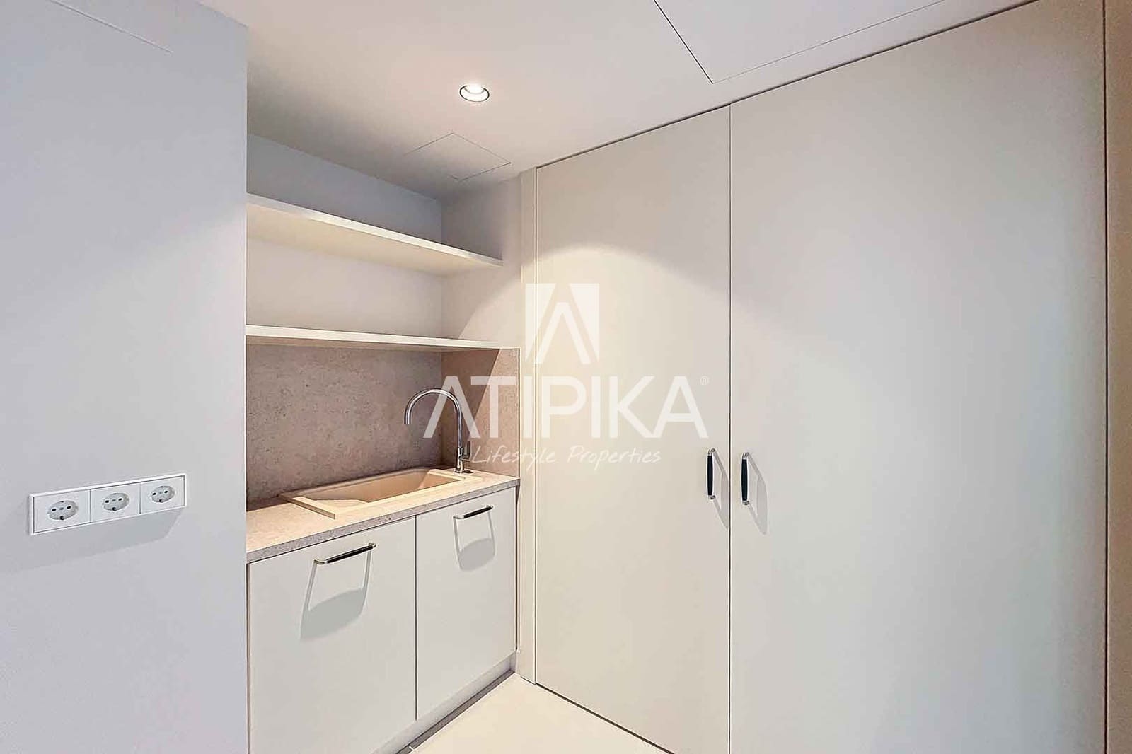 4 makuuhuone Huoneisto myytävänä paikassa Barcelona kaupunki mukana uima-altaan - 1 824 000 € (Ref: 10008217)