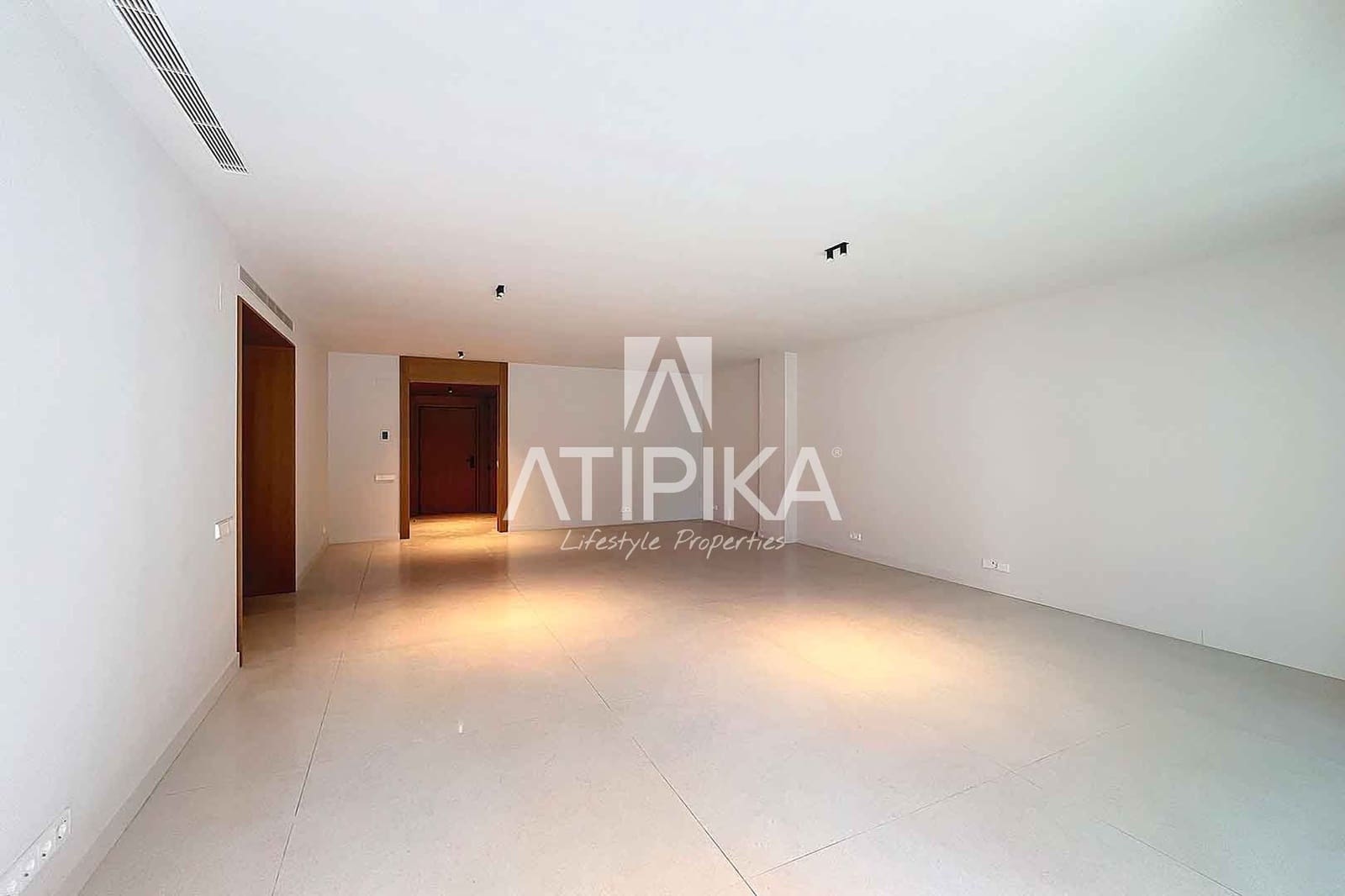 4 soverom Leilighet til salgs i Barcelona by med svømmebasseng - € 1 856 000 (Ref: 10008218)