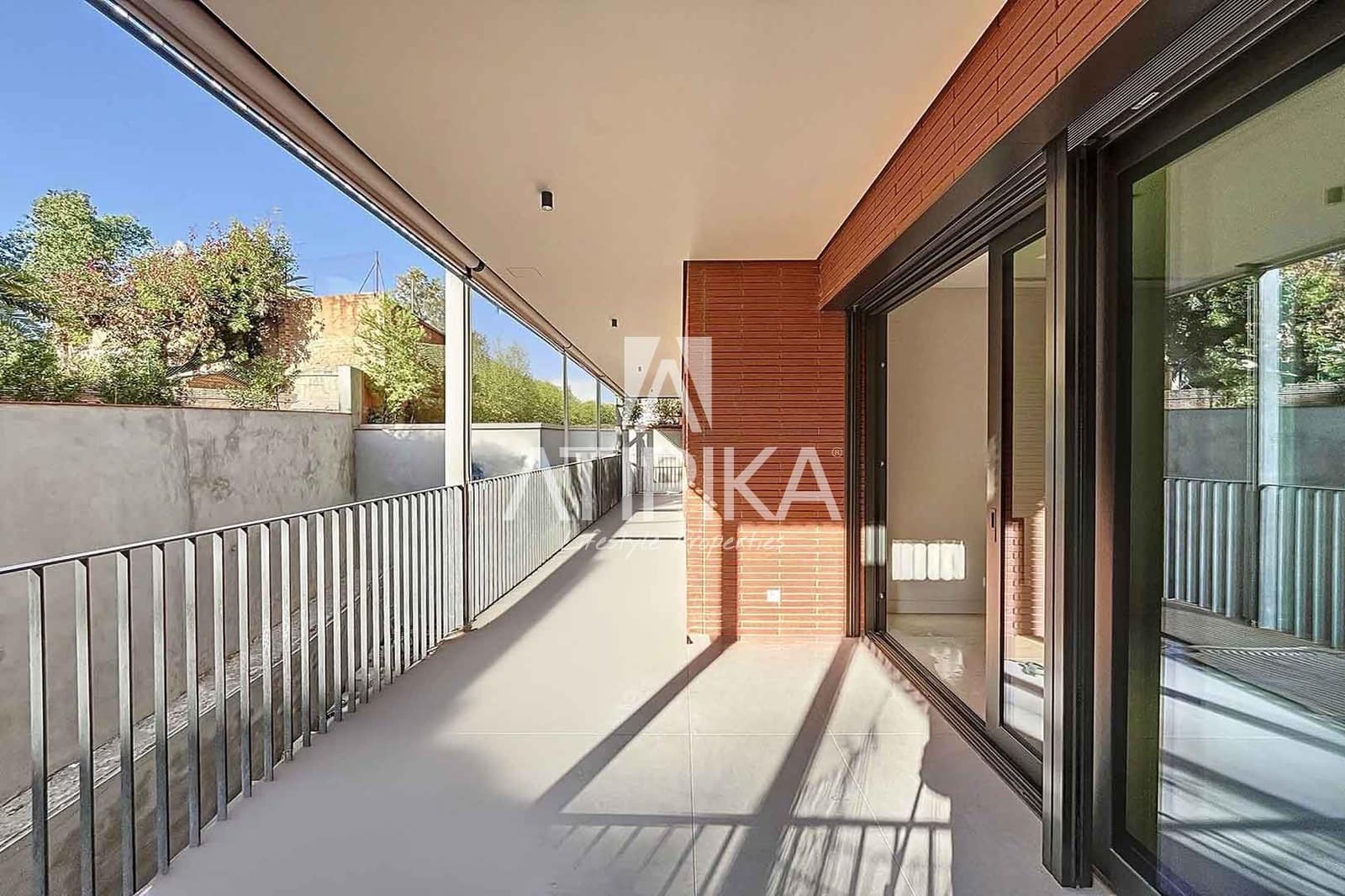 4 soverom Leilighet til salgs i Barcelona by med svømmebasseng - € 1 856 000 (Ref: 10008218)