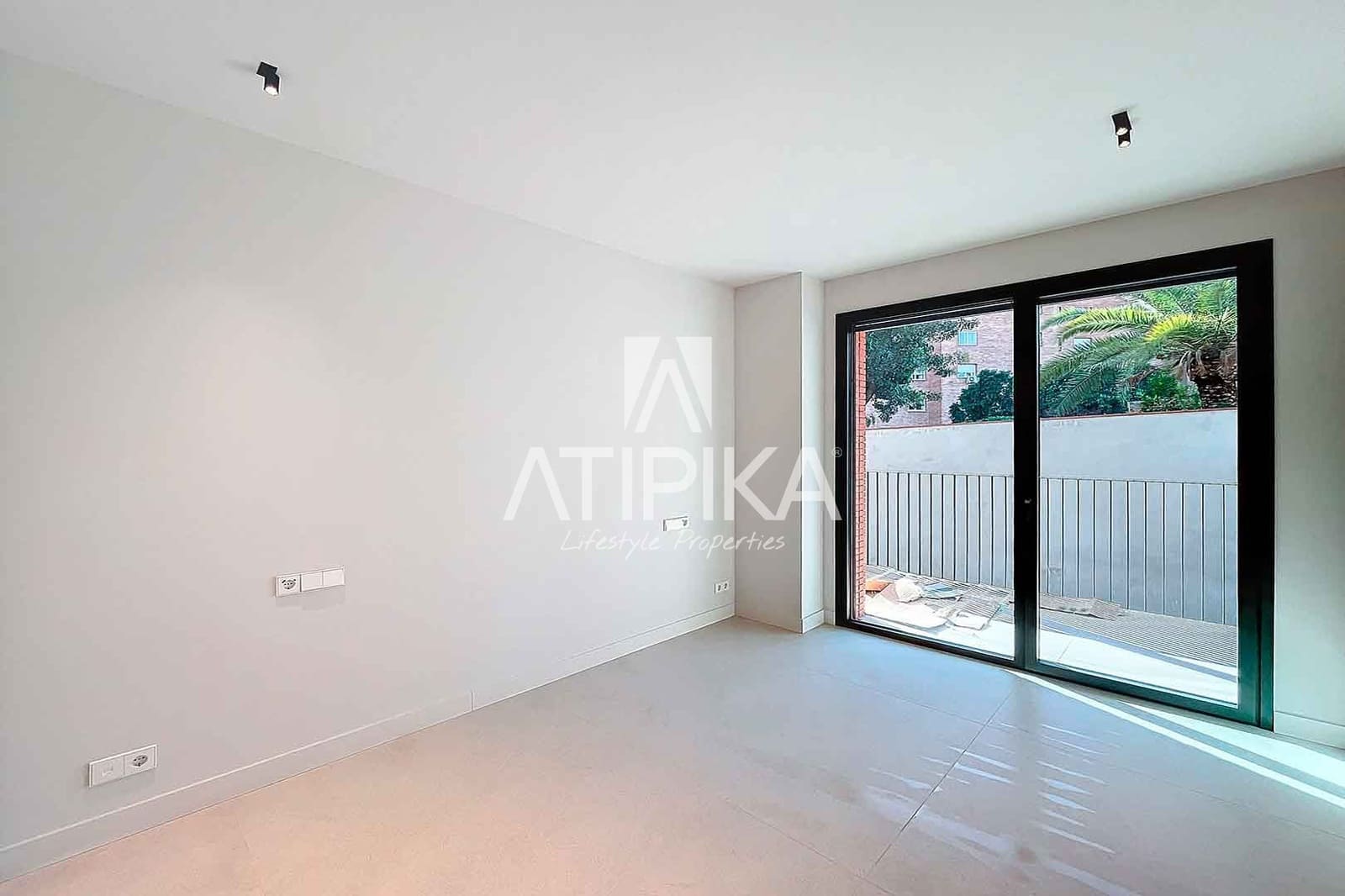 4 soverom Leilighet til salgs i Barcelona by med svømmebasseng - € 1 856 000 (Ref: 10008218)