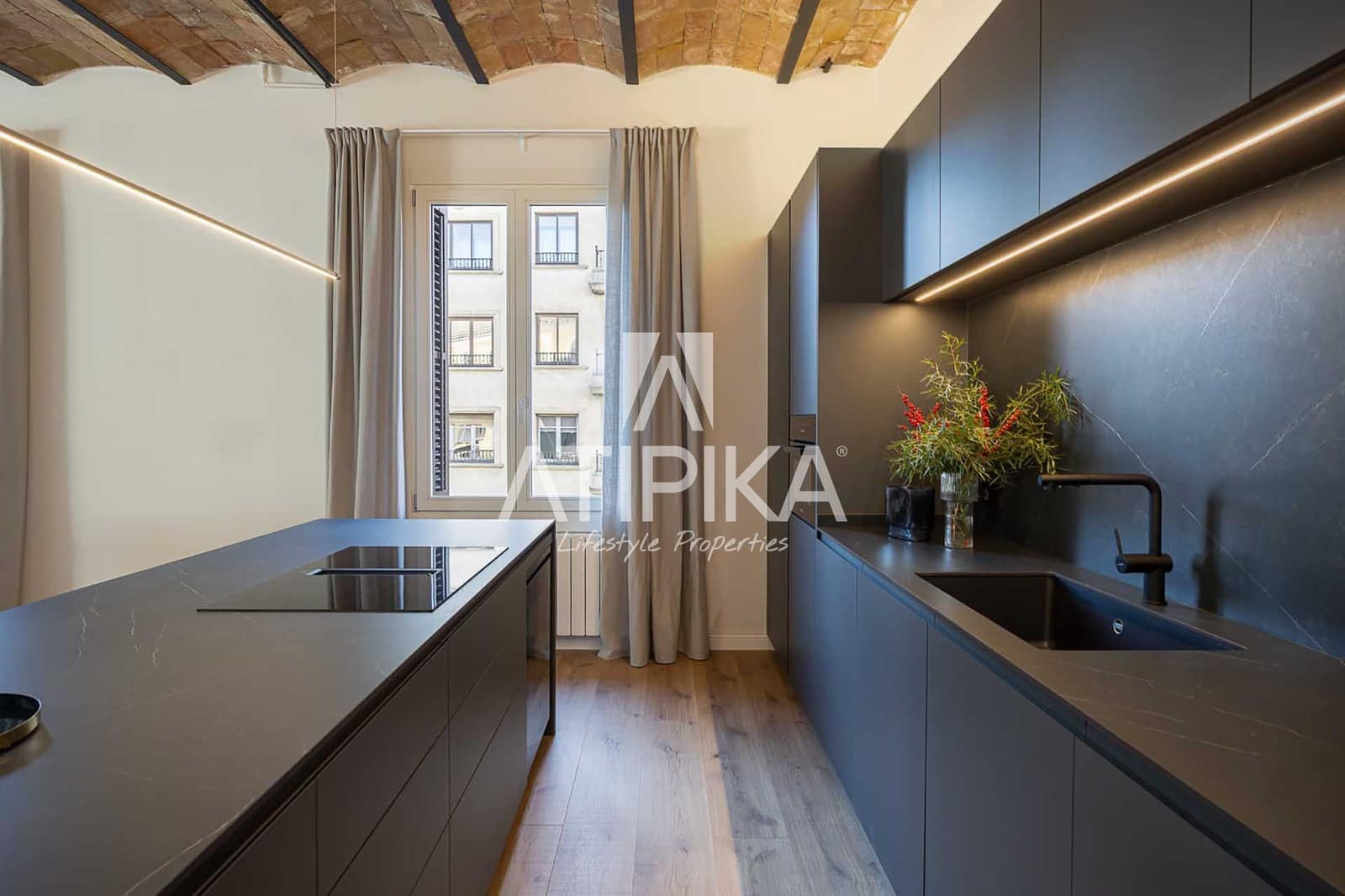 4 chambre Appartement à vendre à Barcelone ville - 1 985 000 € (Ref: 10008219)