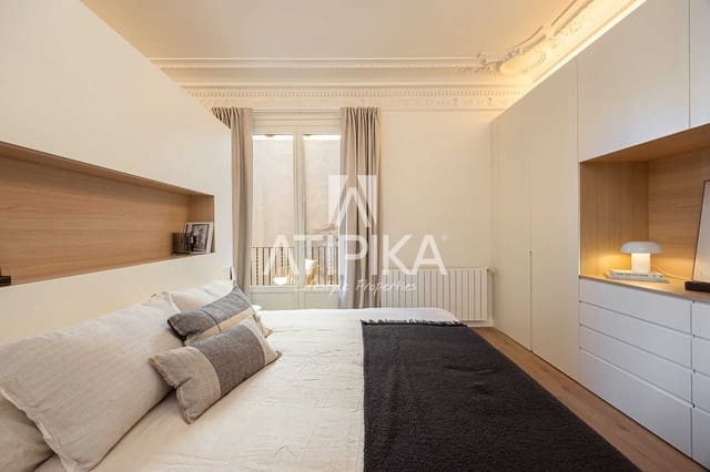 Apartamento de 4 habitaciones en Barcelona ciudad en venta - 1.985.000 € (Ref: 10008219)