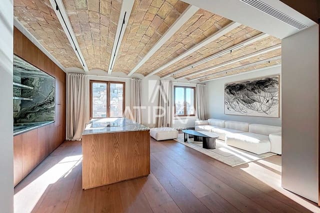 3 slaapkamer Appartement te koop in Barcelona stad - € 1.350.000 (Ref: 10008221)