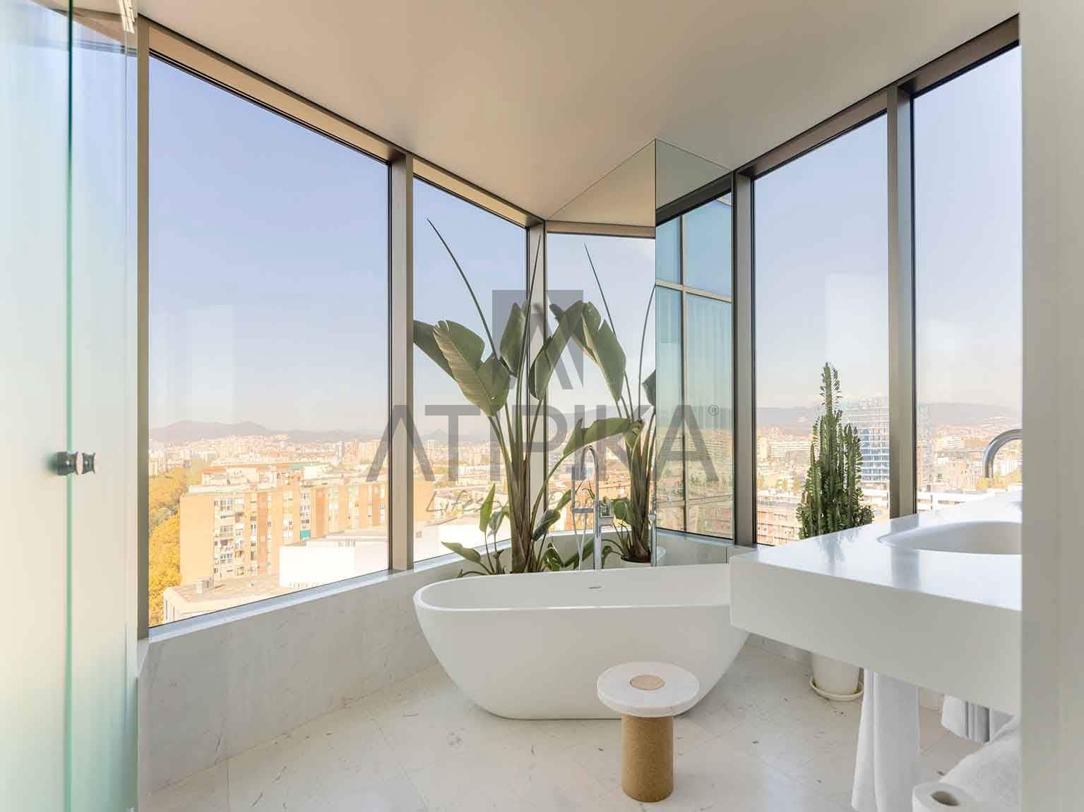 4 slaapkamer Appartement te koop in Barcelona stad met zwembad - € 5.800.000 (Ref: 10008228)