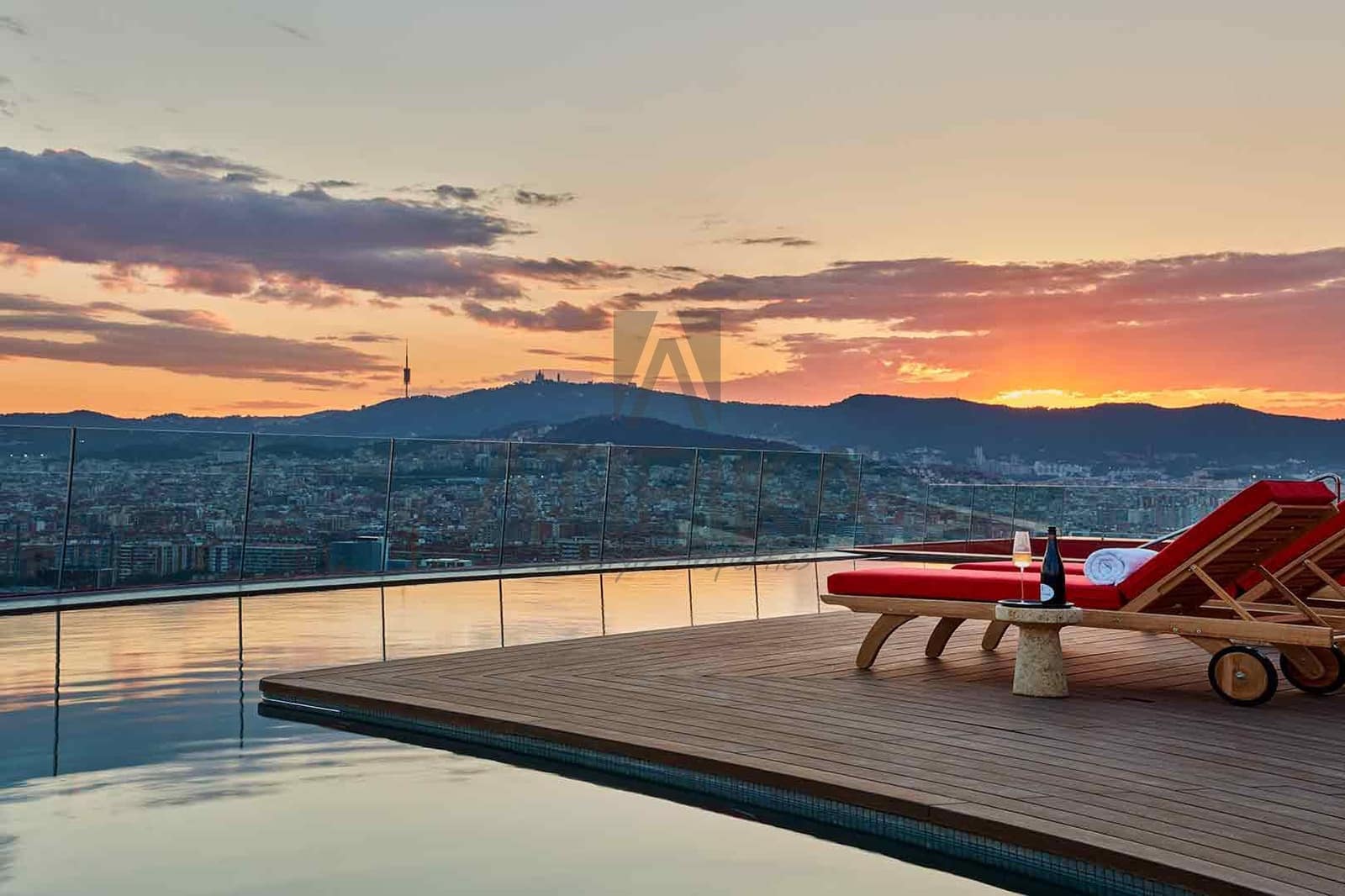 Apartamento de 3 habitaciones en Barcelona ciudad en venta con piscina - 2.760.000 € (Ref: 10008232)